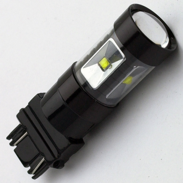 3157 WHITE - LED Turn Signal / Tail Light Bulbs - Dual Contact - 12V (pair)